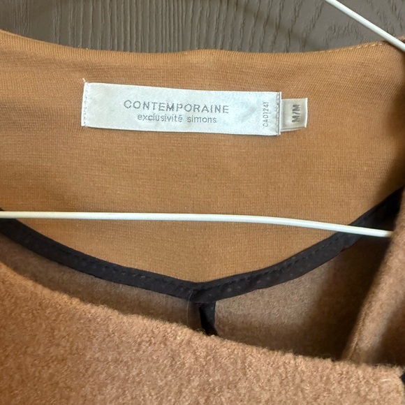 Simons Women's Jacket - Picture 3 of 3